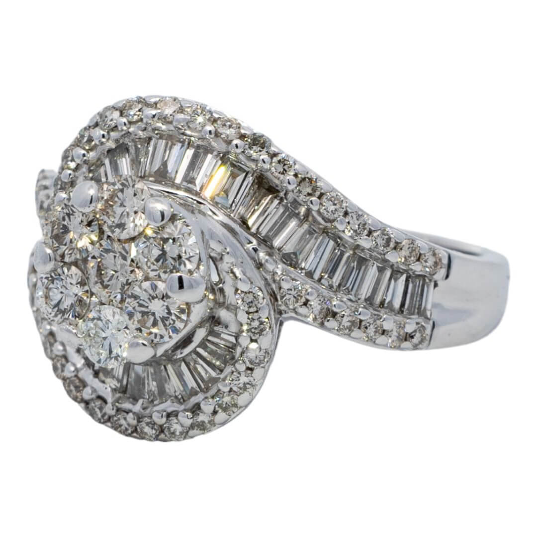 Picture of  Ring 14k White Gold 87 Diamonds