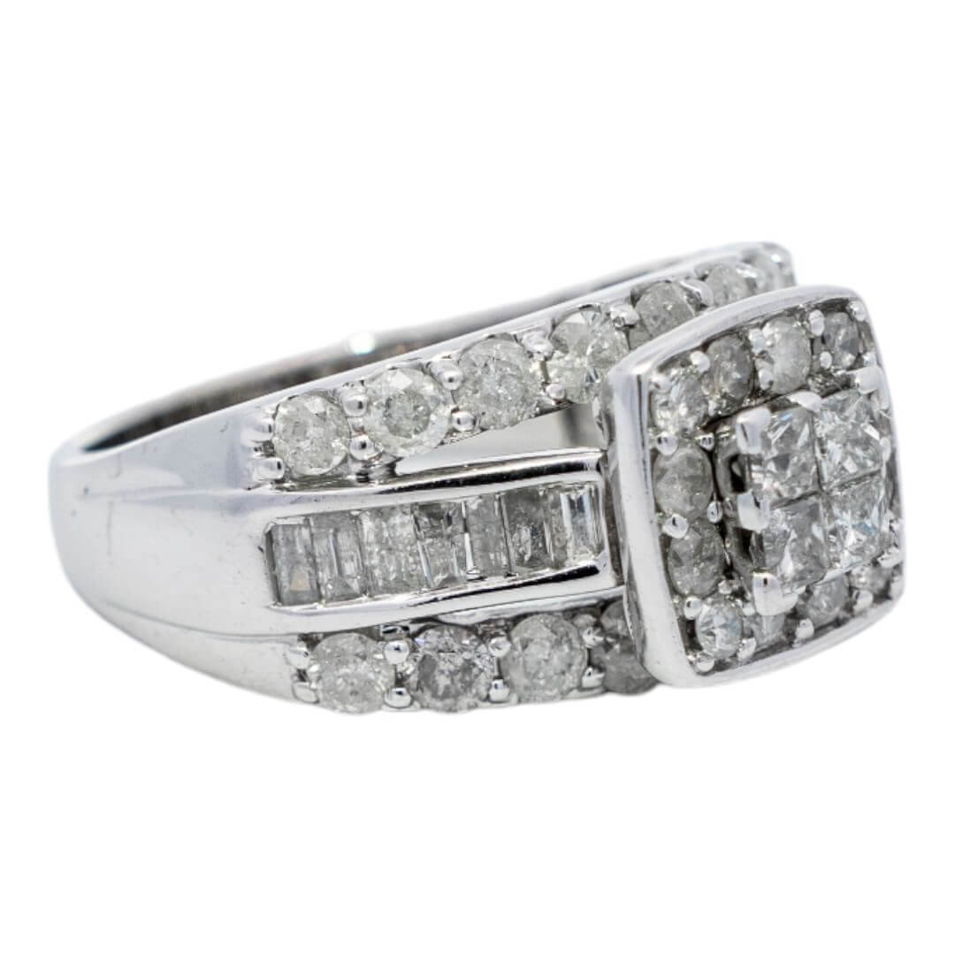 Picture of  Ring 10k White Gold 48 Diamonds