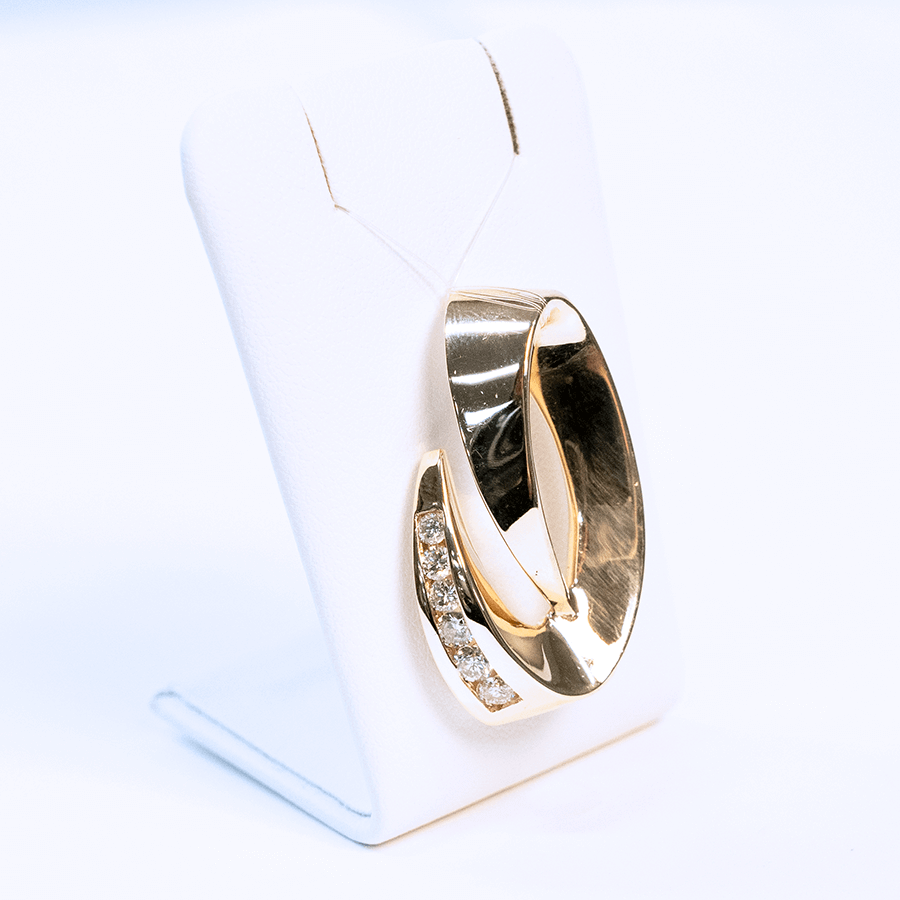  Pendant 14k Yellow Gold 6 Diamonds