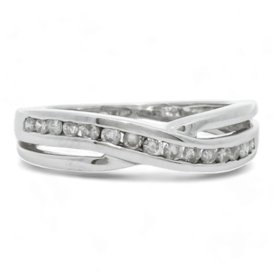  14k White Gold Ring with 0.30 Carats of Diamonds