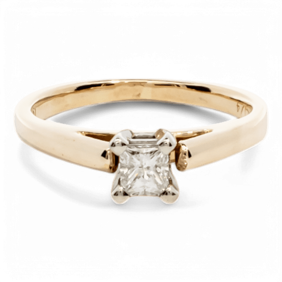  14k Yellow Gold Ring with 0.20 Carats of Diamonds