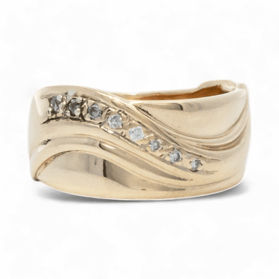  Ring 10k Yellow Gold with 0.16 Total Carats of Diamonds