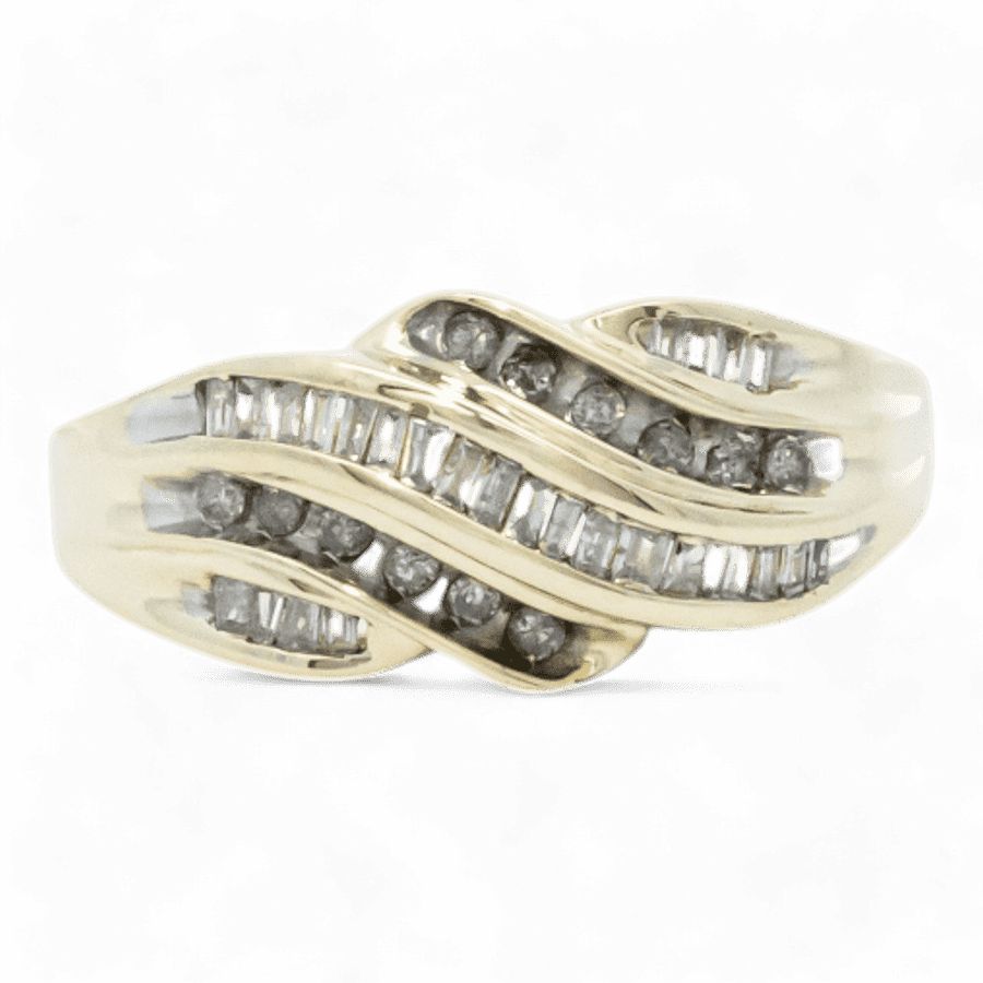  10k Yellow Gold Ring with 0.96 Carats of Diamonds
