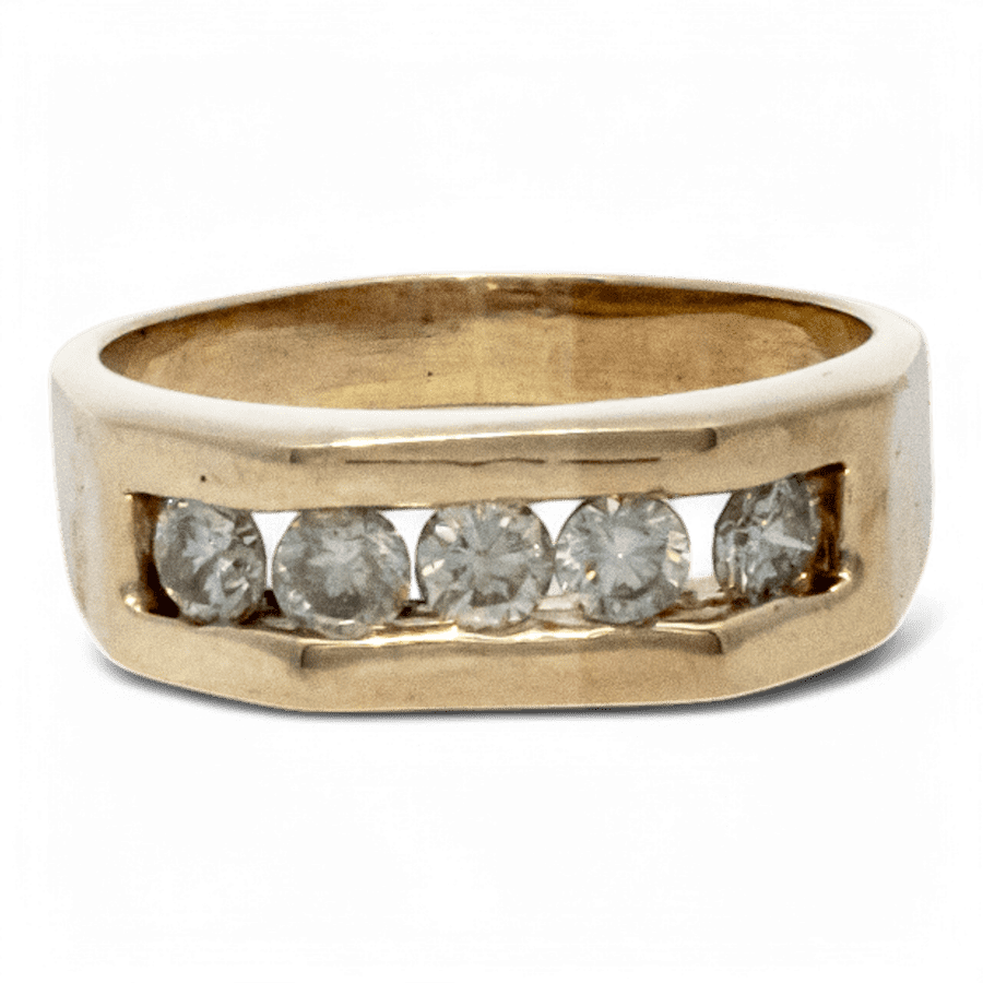  14k Yellow Gold Ring with 0.95 Carats of Diamonds