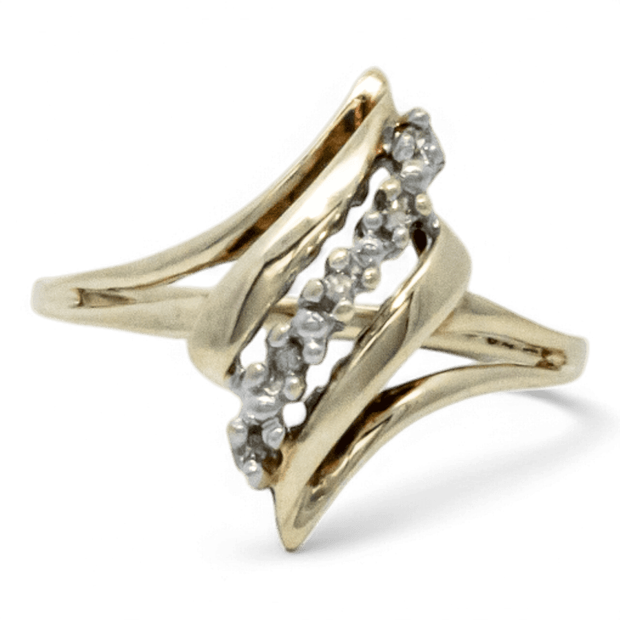  18k Yellow Gold Ring with 0.05 Carats of Diamonds