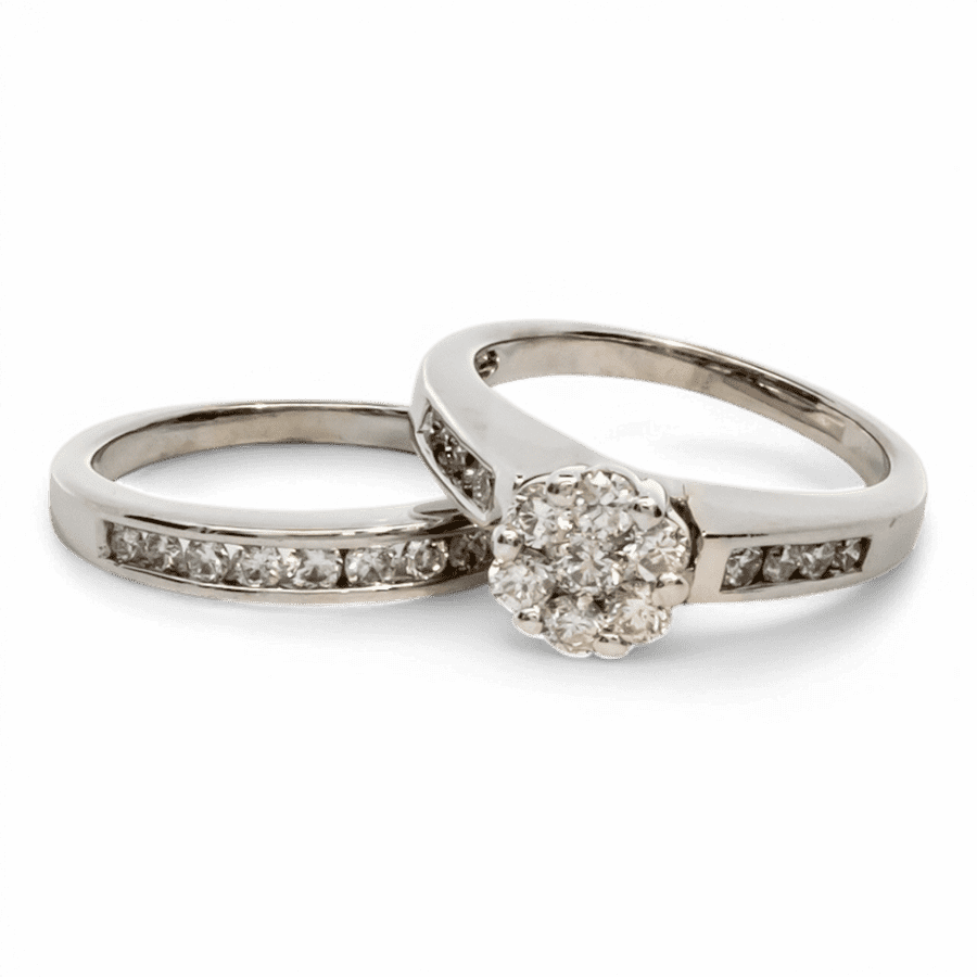 14k White Gold Ring with 0.89 Carats of Diamonds