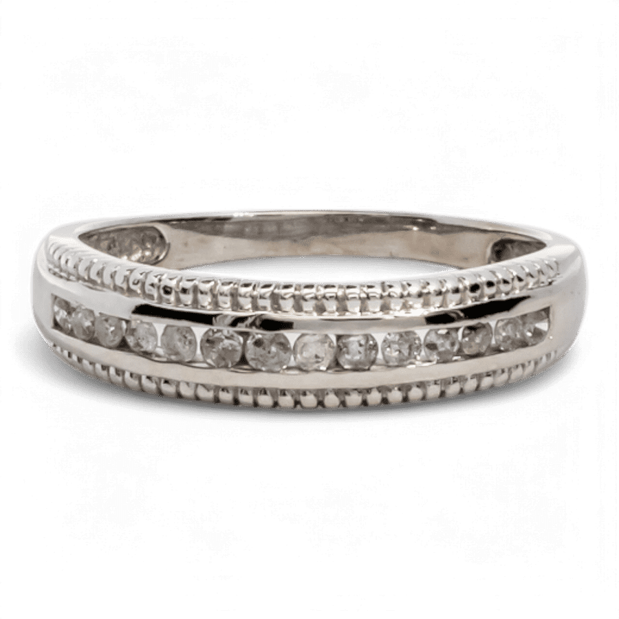  10k White Gold Ring with 0.28 Carats of Diamonds