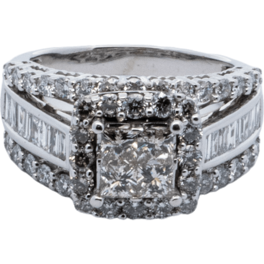  Ring 10k White Gold with 2.52 Carats of Diamond