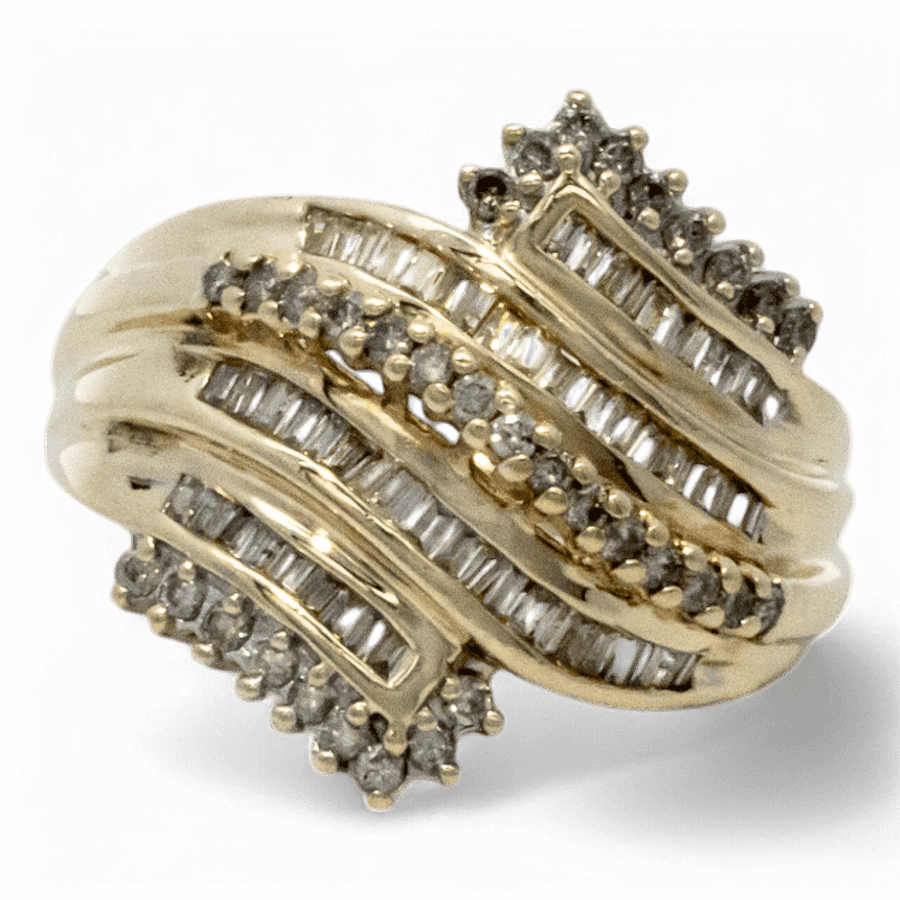  14k Yellow Gold Ring with 0.93 Carats of Diamonds