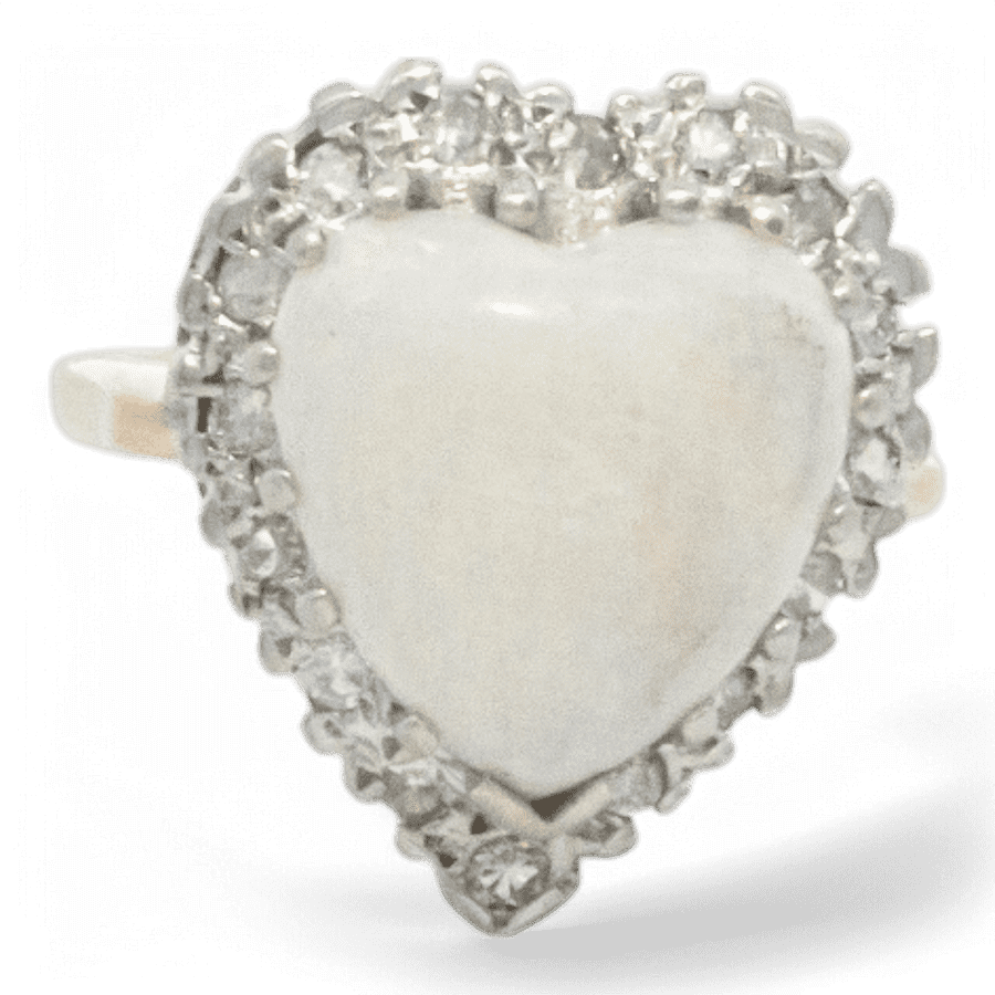  14k White Gold Ring with 0.16 Carats of Diamonds