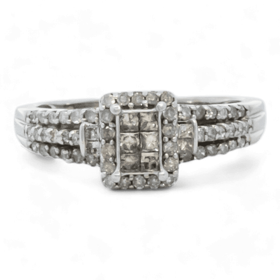  14k White Gold Ring with 0.48 Carats of Diamonds