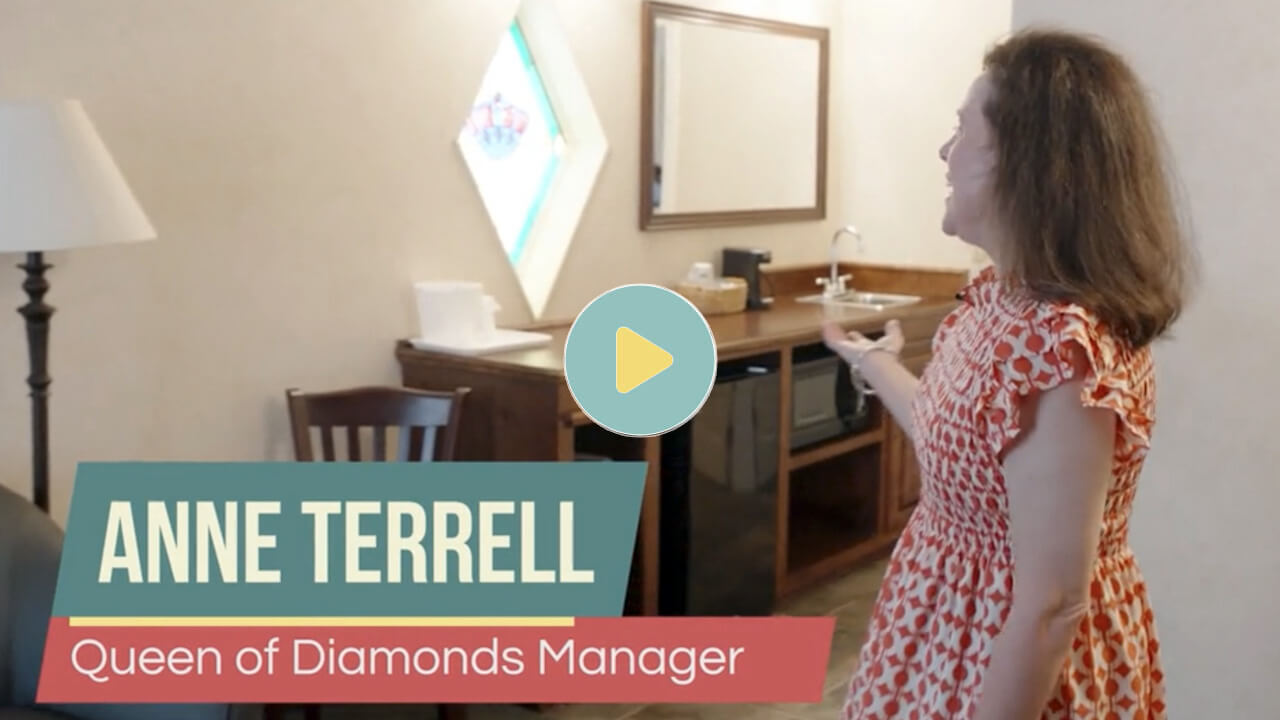 Video from Queen of Diamonds Inn>