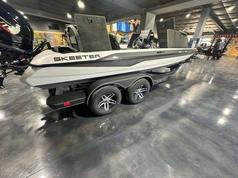 2025 Skeeter ZXR 21